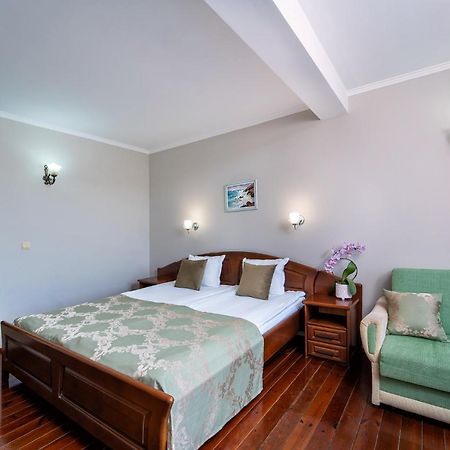 Hotel Izvora كرانيفو المظهر الخارجي الصورة