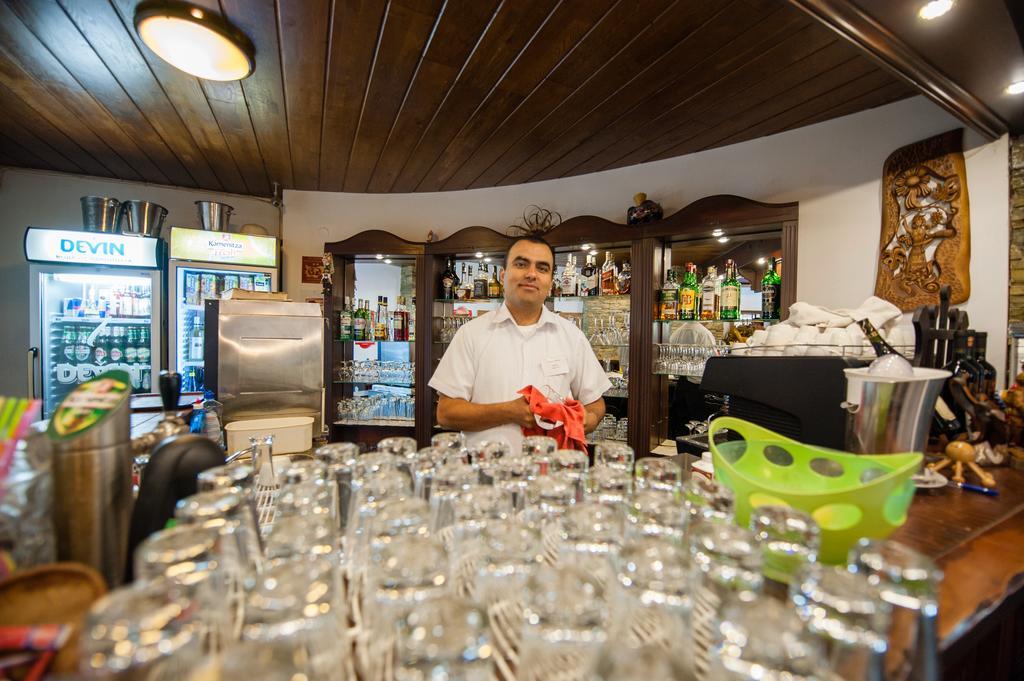 Hotel Izvora كرانيفو المظهر الخارجي الصورة