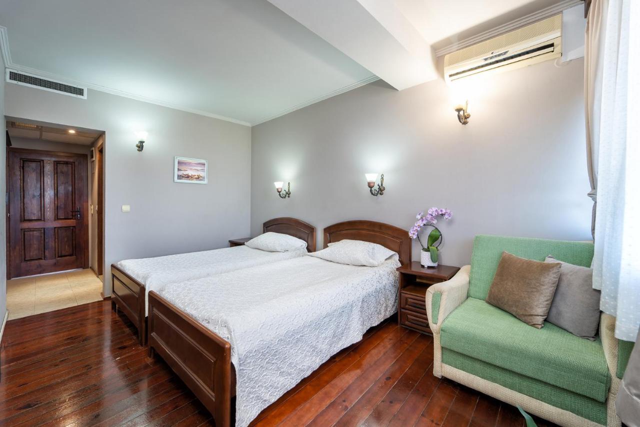 Hotel Izvora كرانيفو المظهر الخارجي الصورة