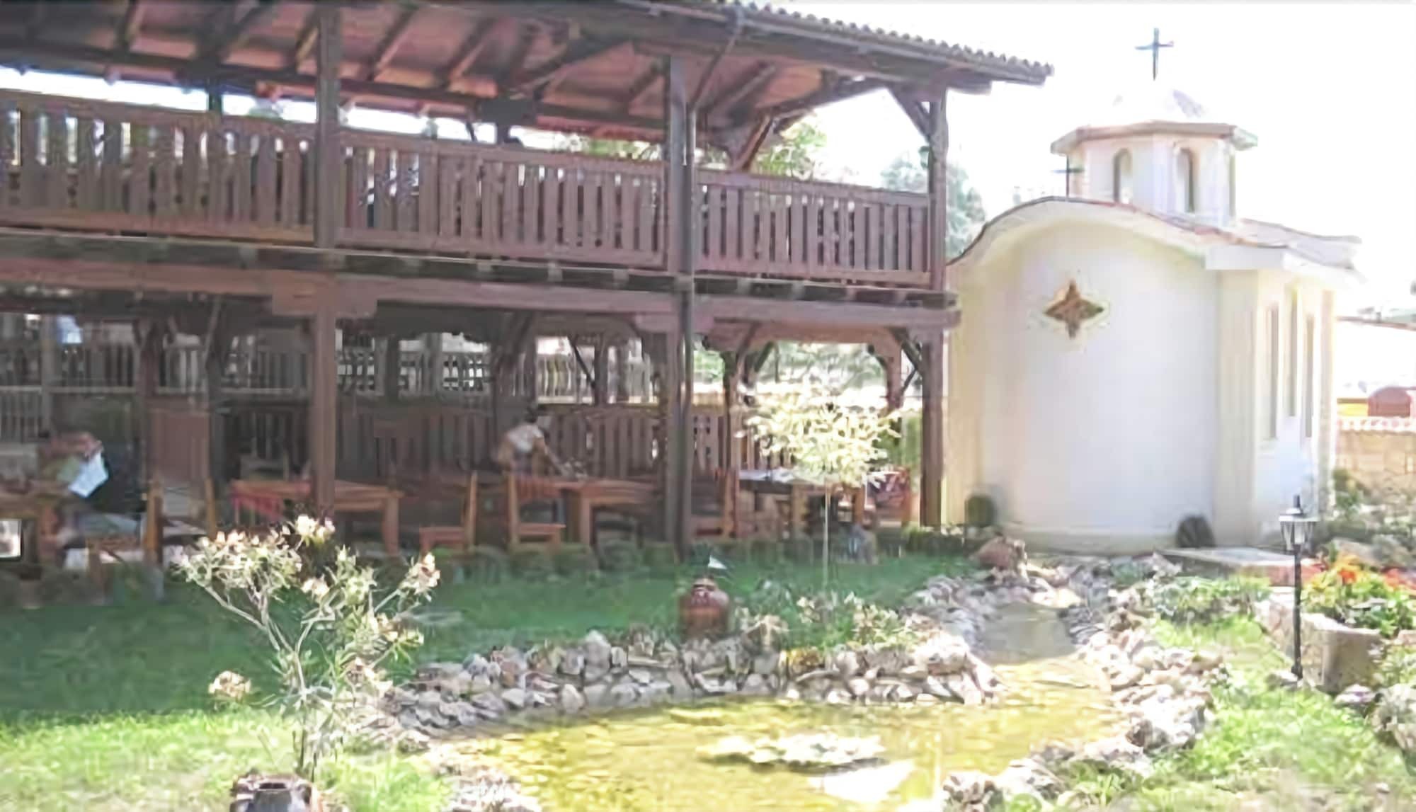 Hotel Izvora كرانيفو المظهر الخارجي الصورة